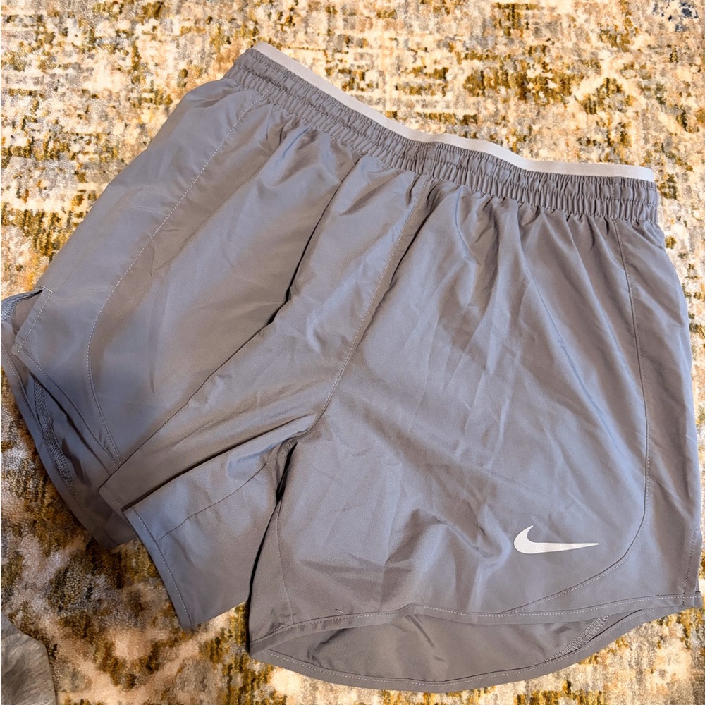 Nike Women’s Athletic Shorts in Gray